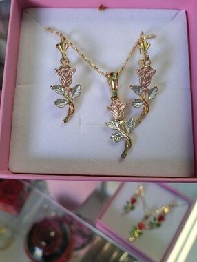 Rose Jewelry Set